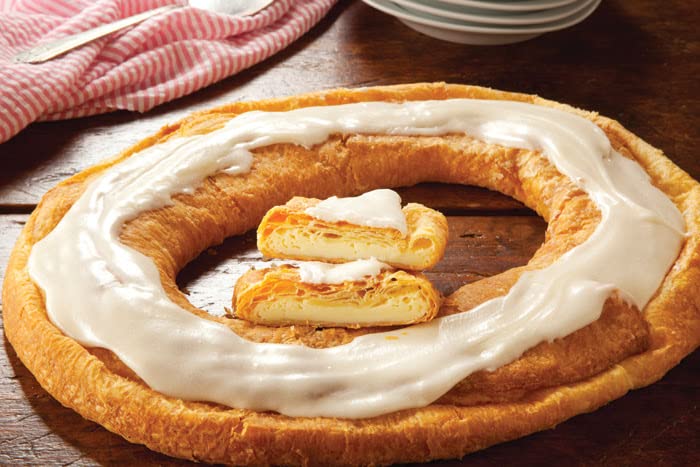 Danish Cream Cheesecake Kringle