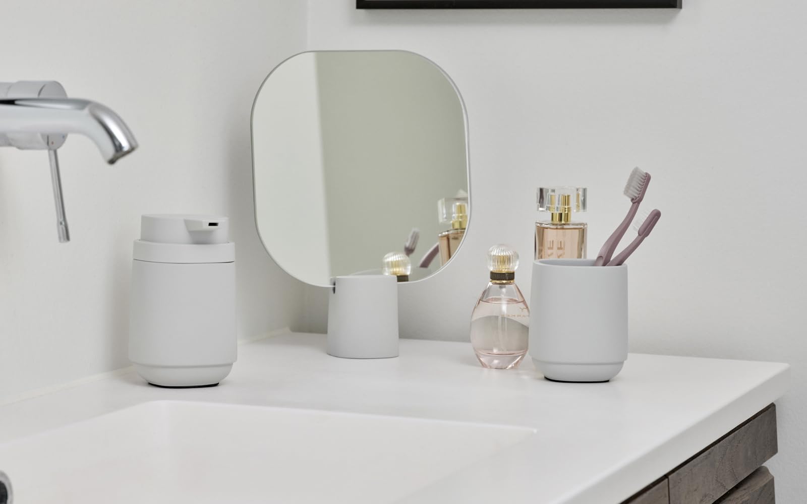 ZONE DENMARK Nova Soap Dispenser - A Fusion of Sleek Design and Durable Material - Elevate Your Bathroom with Sophistication and Practical Elegance. A Stylish and Functional Bathroom Accessory