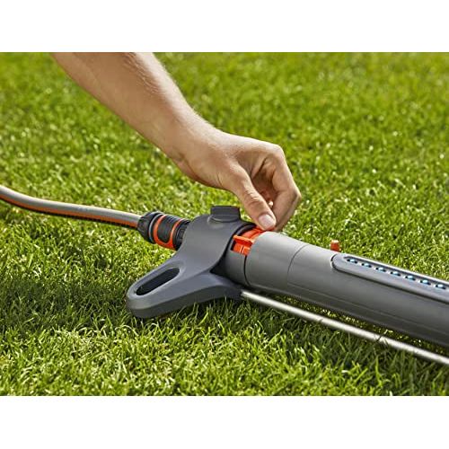Gardena 18714-80 AquaZoom Fully Adjustable Oscillating Sprinkler, for Flexible, Leak Proof and Precise Watering, Made in Germany, 5 Year Warranty.