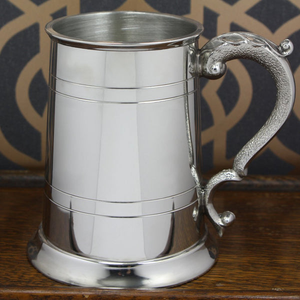 English Pewter Company 1 Pint Straight 2 Line Pewter Beer Mug Tankard with Georgian Style Handle [EP003].