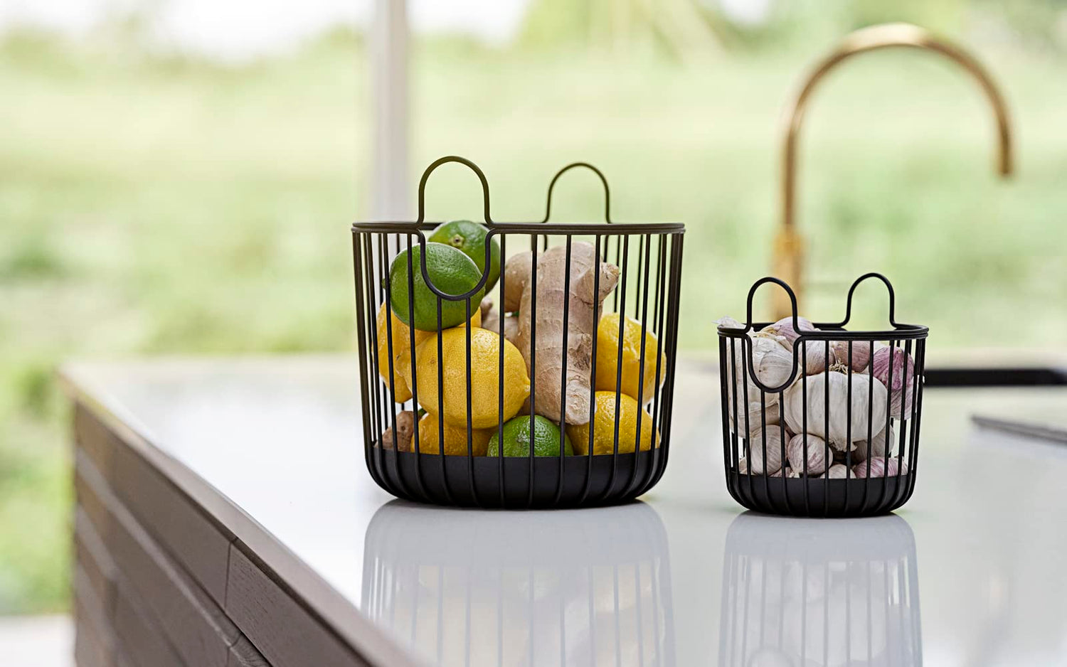 ZONE DENMARK Inu Basket - Basket with Handles Crafted from Metal - with sleek and sturdy design - Stylish and Functional Storage for Kitchen, Bathroom, Children&