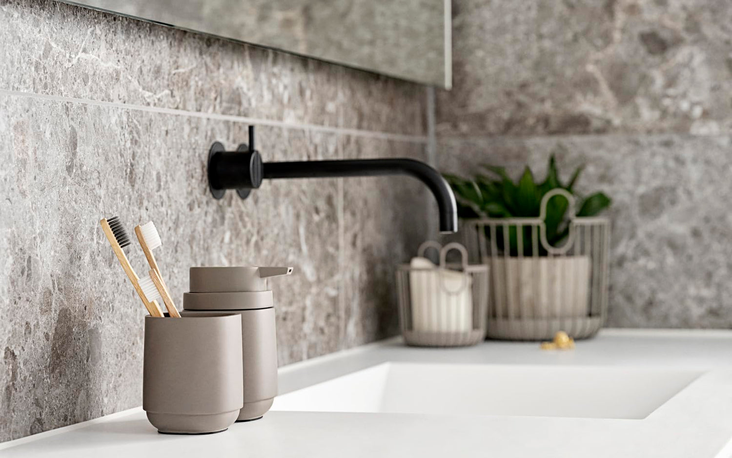 Zone Denmark Nova One Toothbrush Mug– Revitalize Your Daily Routine with Scandinavian Elegance and Practicality Unite in This Sleek and Modern Bathroom Accessory- (Concrete)