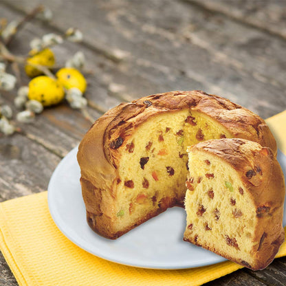 Flamigni - Classic Italian Panettone in Beautiful Hand Wrapped Red Gift Box (1.1 lbs) | Delicious Christmas &amp; Holiday Sweet Loaf Fruitcake | Traditional Milanese Gourmet Bread Cake