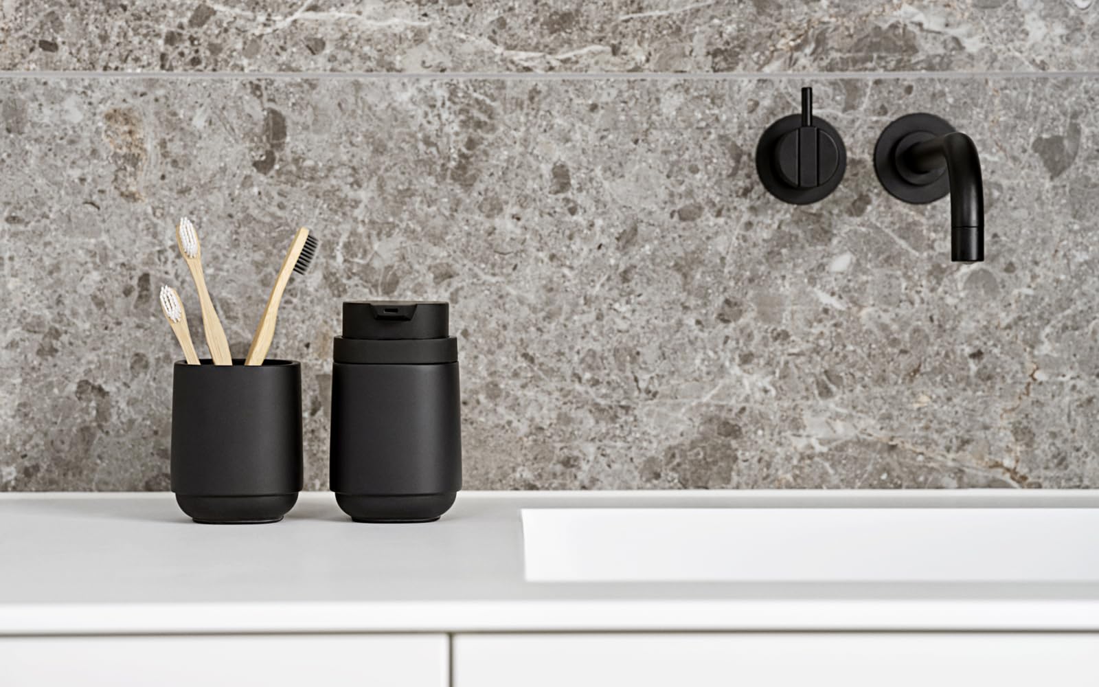 ZONE DENMARK Nova Soap Dispenser - A Fusion of Sleek Design and Durable Material - Elevate Your Bathroom with Sophistication and Practical Elegance. A Stylish and Functional Bathroom Accessory