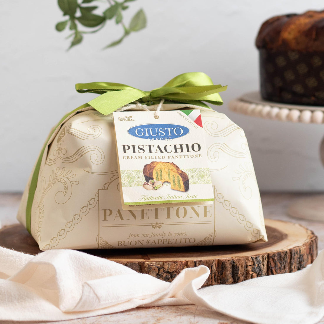 Giusto Sapore Authentic Italian Panettone Filled with Pistachio Cream - New and Imported from Italy, Family Owned - 28.21 oz