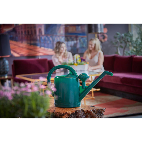 Durable Swiss Watering Can with UV Protection, Ergonomic Handle for Indoor/Outdoor Gardening, Made in Switzerland (10 Liter, Green).