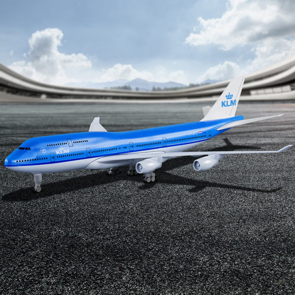 Busyflies 1:300 Scale KLM Dutch Royal Boeing 747 Airplane Models Alloy Diecast Airplane Model.
