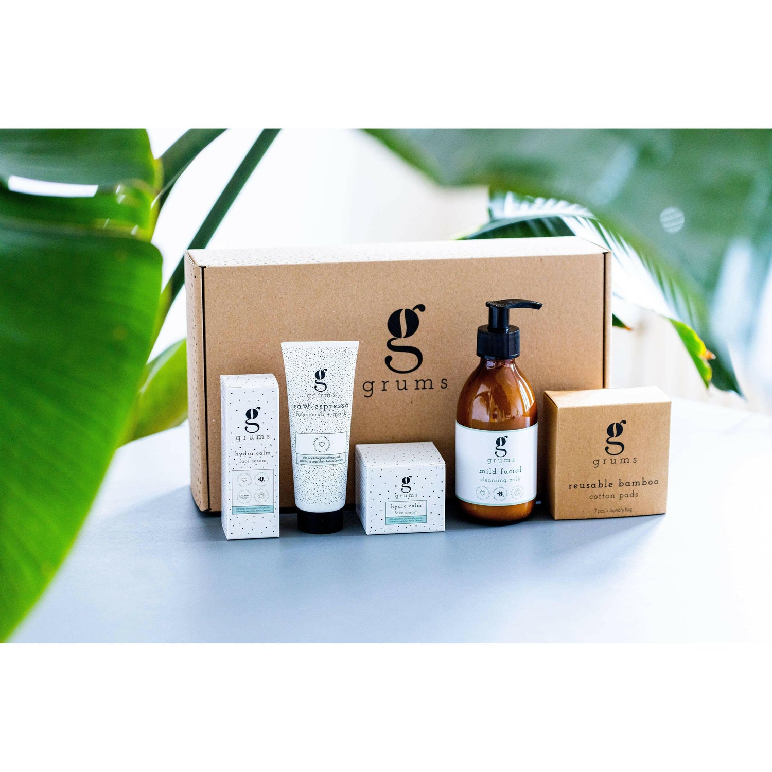 grums - The Complete Facial Kit (cleanse + scrub + cream + serum) - The European Gift Store