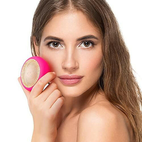 FOREO UFO 2 Red Light Therapy For Face - Anti Aging Face Moisturizer And  Dark Spot Remover - For Deep Facial Hydration -  Full LED Spectrum - Fuchsia - The European Gift Store